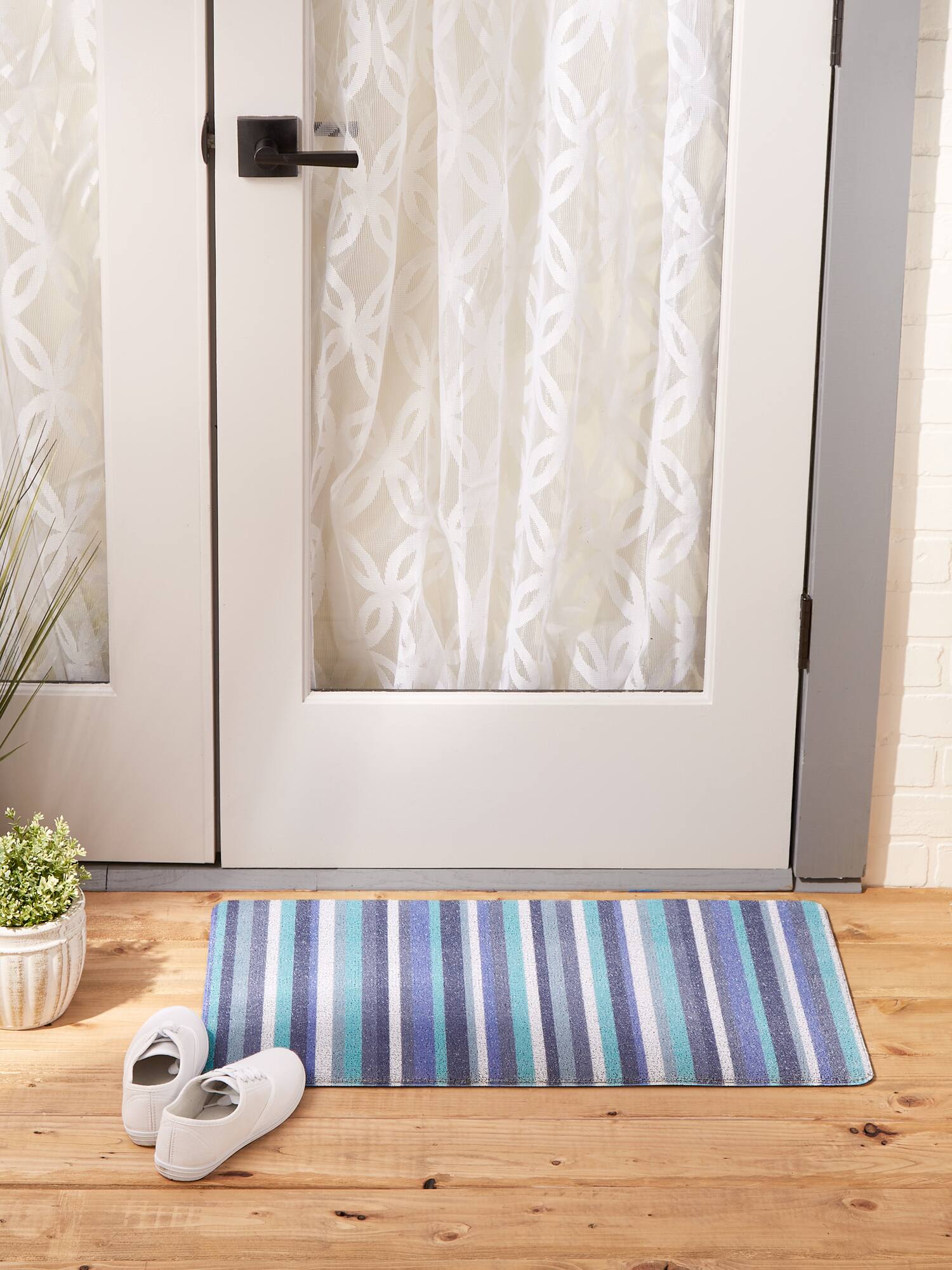 DII® Blue Tonal Stripe Tufted Mat